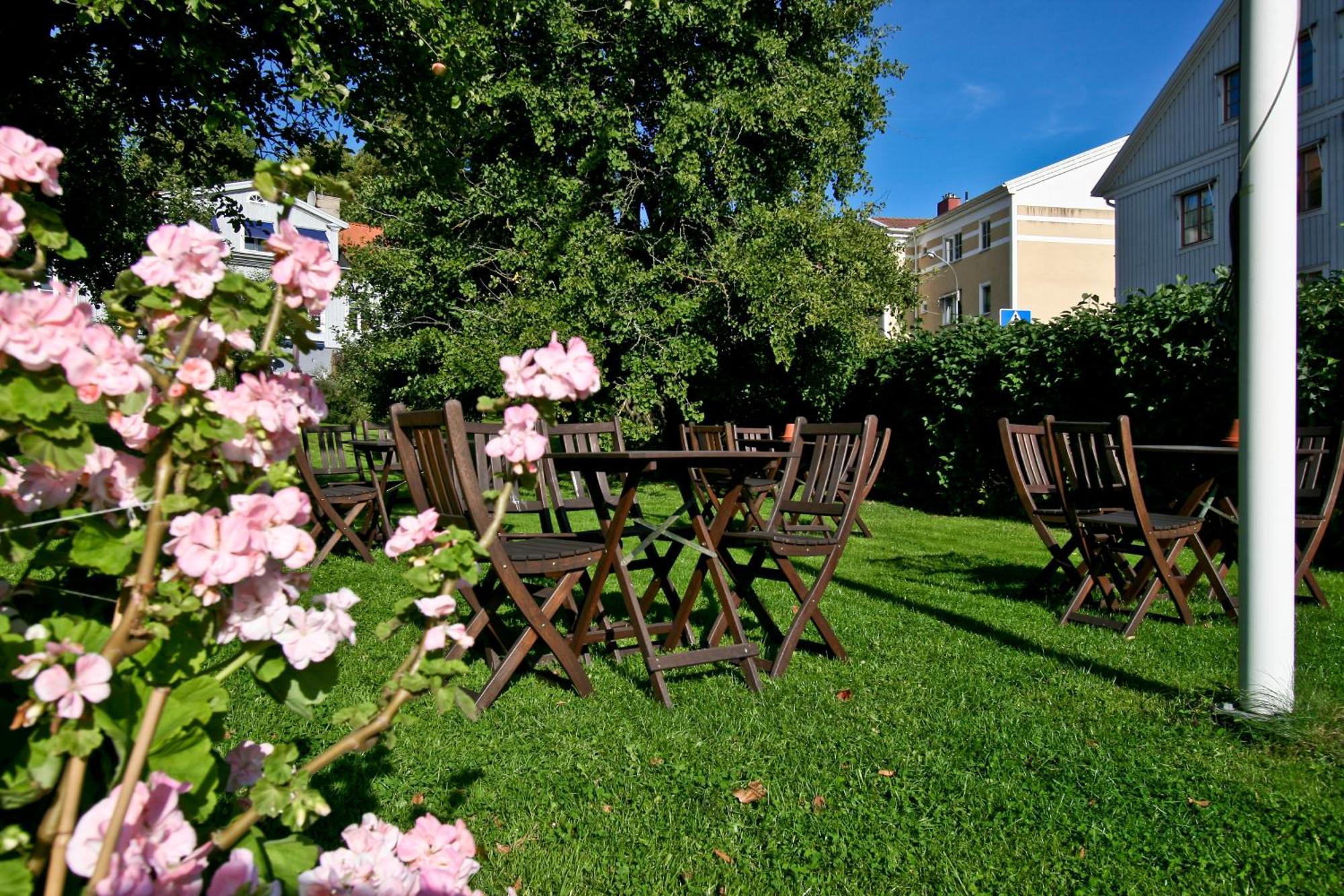 Hotell Laurentius Strangnas Exterior photo
