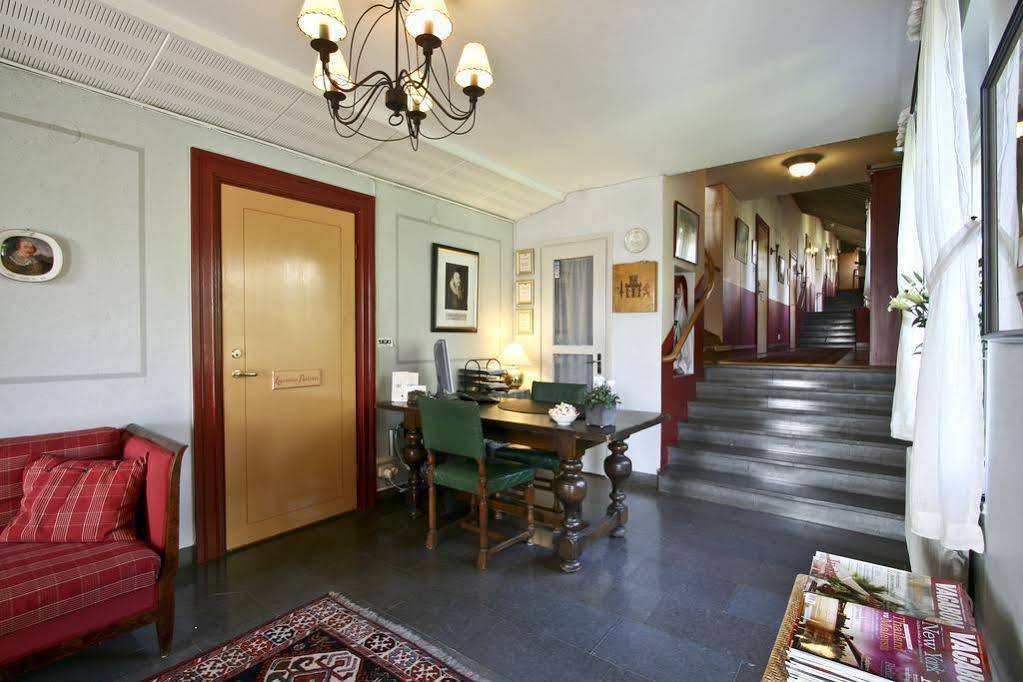 Hotell Laurentius Strangnas Exterior photo