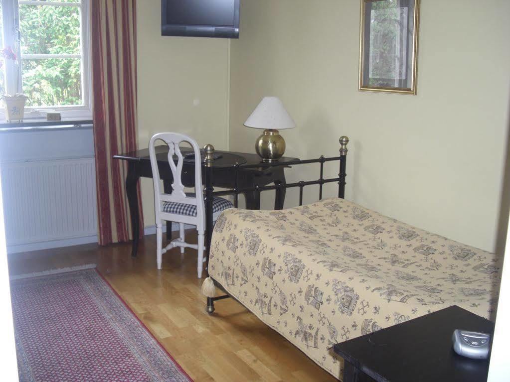 Hotell Laurentius Strangnas Exterior photo