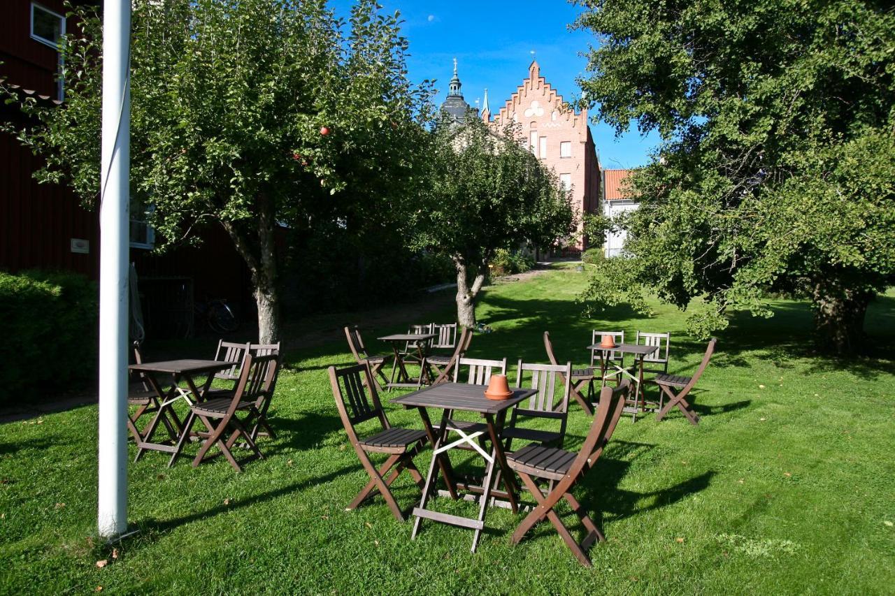 Hotell Laurentius Strangnas Exterior photo